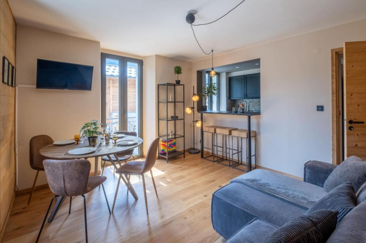 Newly Renovated Apartment With Mont Blanc View 샤모니 외부 사진